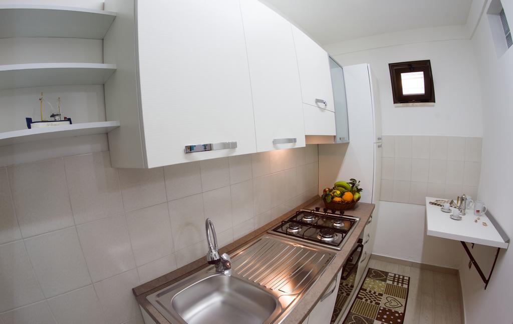 Light Blue Apartment Balestrate ภายนอก รูปภาพ