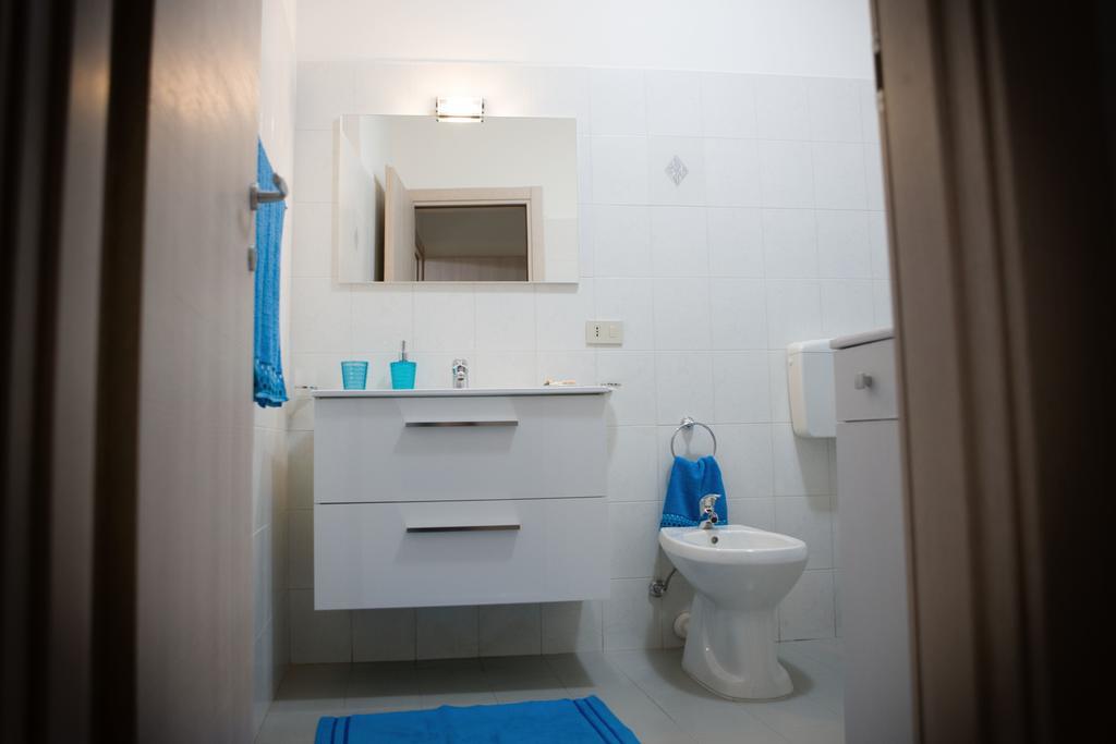 Light Blue Apartment Balestrate ภายนอก รูปภาพ